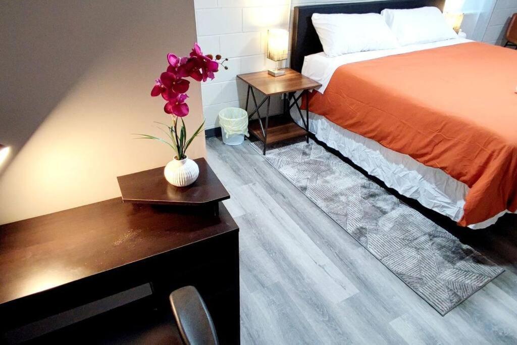 Spacious Suite Close To Downtown Indy/ King Bed Indianapolis Dış mekan fotoğraf