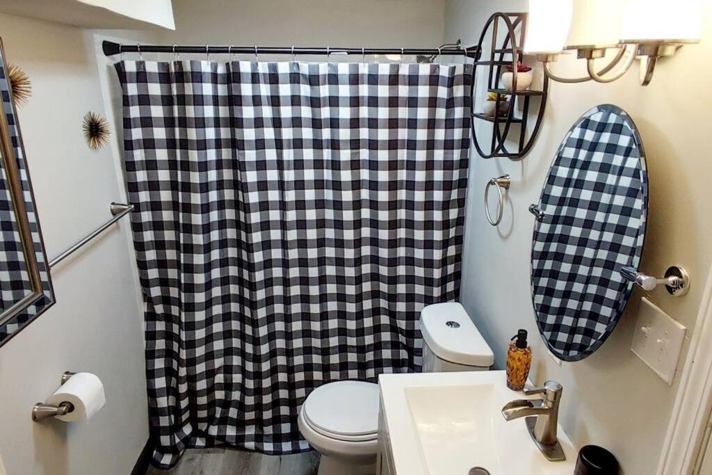 Spacious Suite Close To Downtown Indy/ King Bed Indianapolis Dış mekan fotoğraf